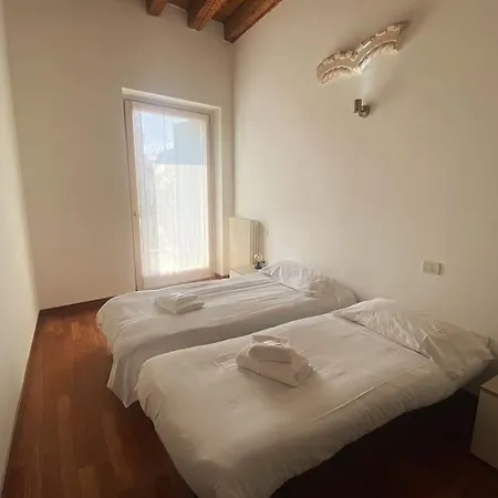 Juliet's Terrace Free Park Apartmán Verona