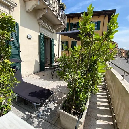 Juliet's Terrace Free Park Verona